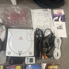 Sega Dreamcast And Genesis Console and 28 Game Bundle Lot Sonic Adventure