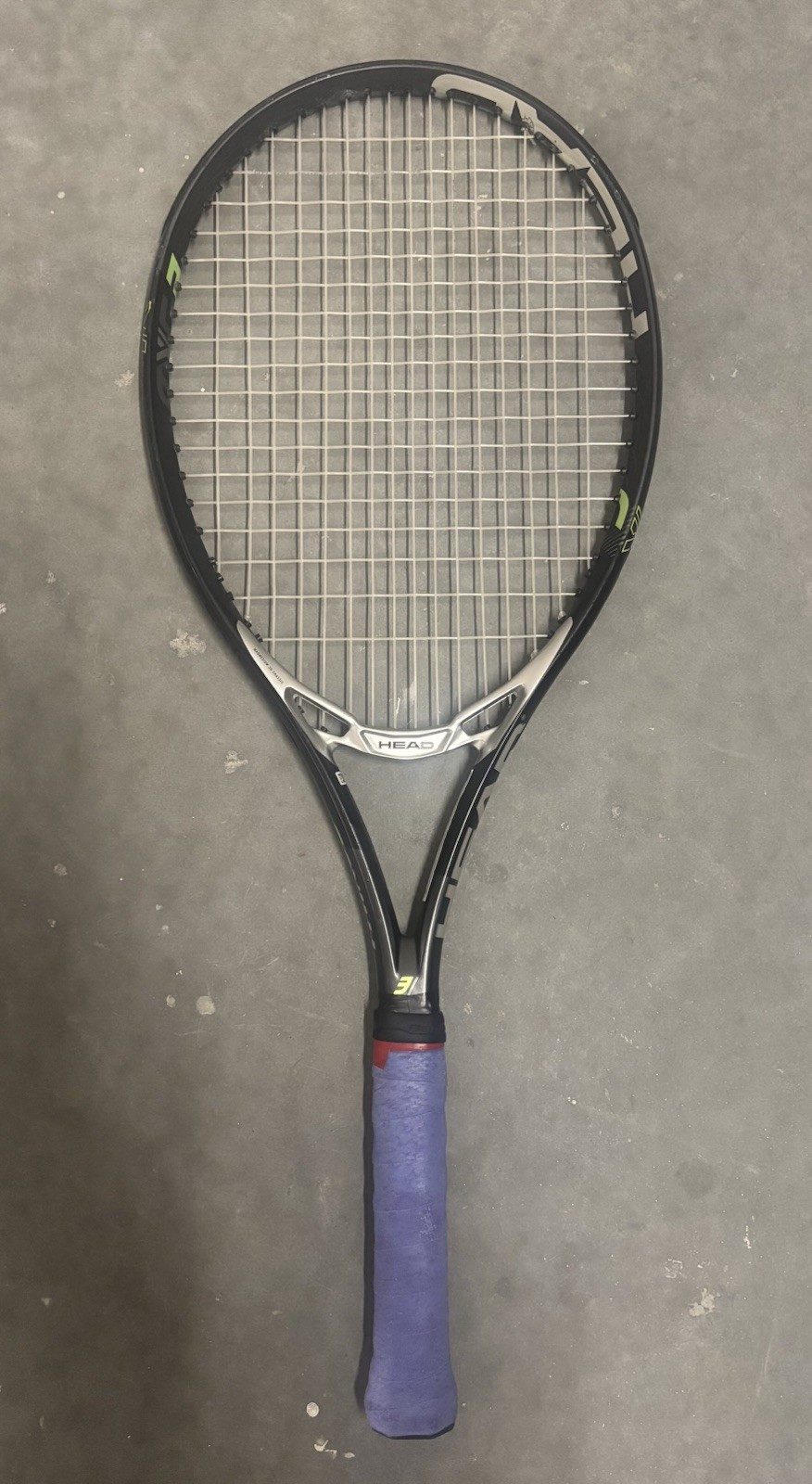 Head MXG 3 Tennis Racquet 100 sq inches 10.4 oz Black & Silver VERY GOOD 4 3/8