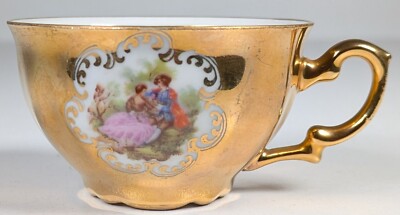 Vergoldete Mokkatasse, Porzellan, Kronester Bavaria, galante Szene, 20. Jh. 