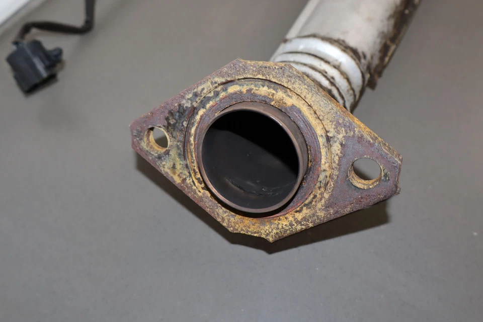 Mazda Miata 2001 NB tubo de descenso después del gato OEM Foto 2 de 4