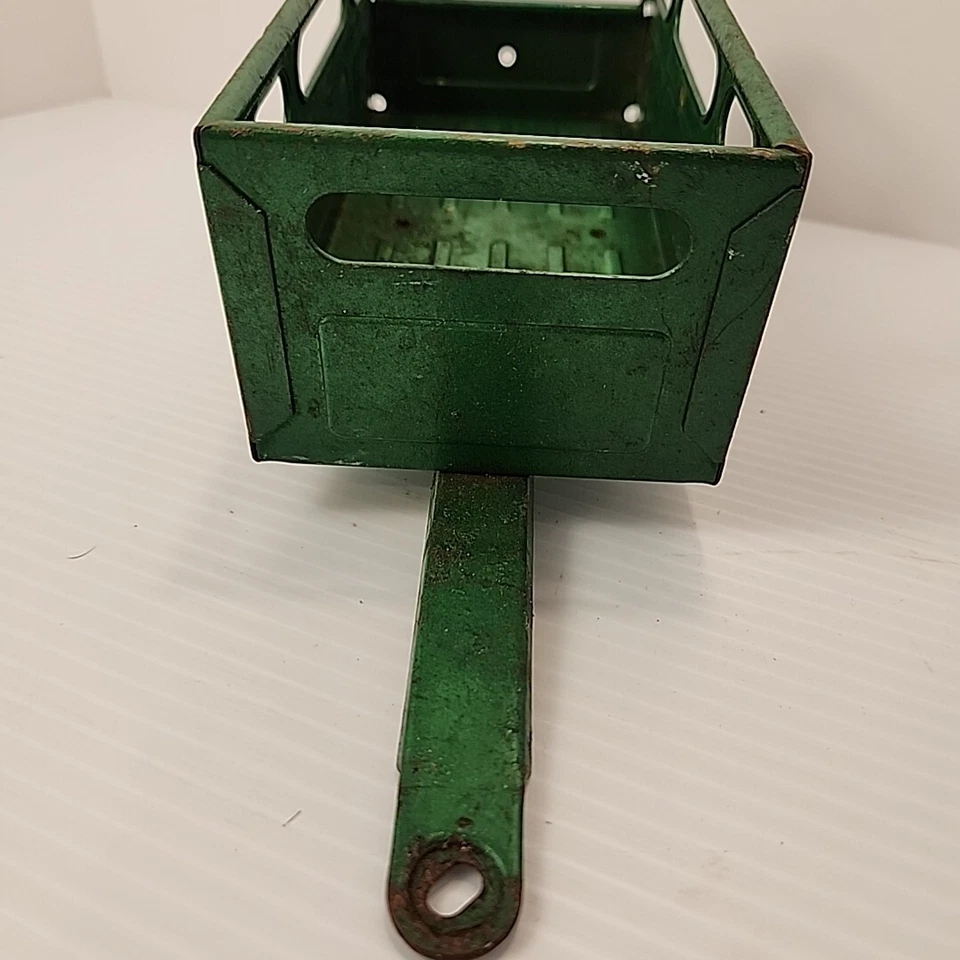 Винтажный зеленый прицеп-вагон Nylint 11 дюймов из прессованной стали для фермы крупного рогатого скота - Изображение 2 из 4