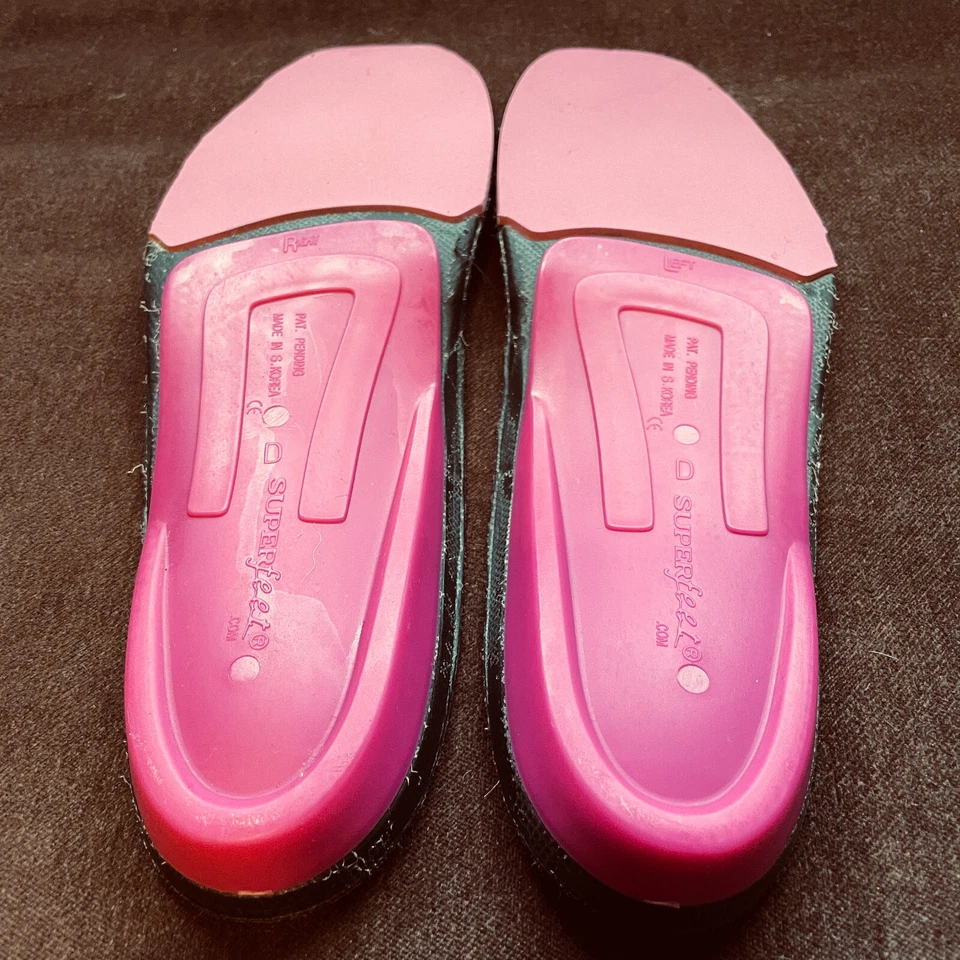 Стелька ортопедическая Superfeet с розовой вставкой средняя супинатор размер D 8-9,0 США - Изображение 2 из 4