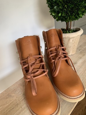 NWOT Olukai Kilakila Waterproof Leather Boots Coconut Husk  display picture 3
