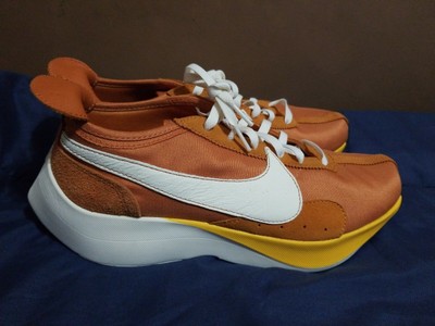 nike moon racer qs monarch