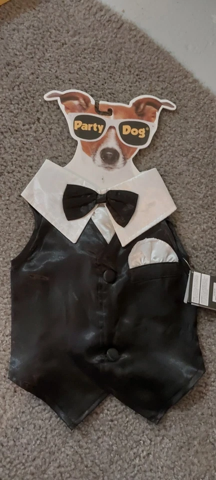 Nuevo con etiquetas Chaleco Esmoquin Negro Ropa para Perros - Grande - Bodas Fiestas de Halloween Foto 2 de 2