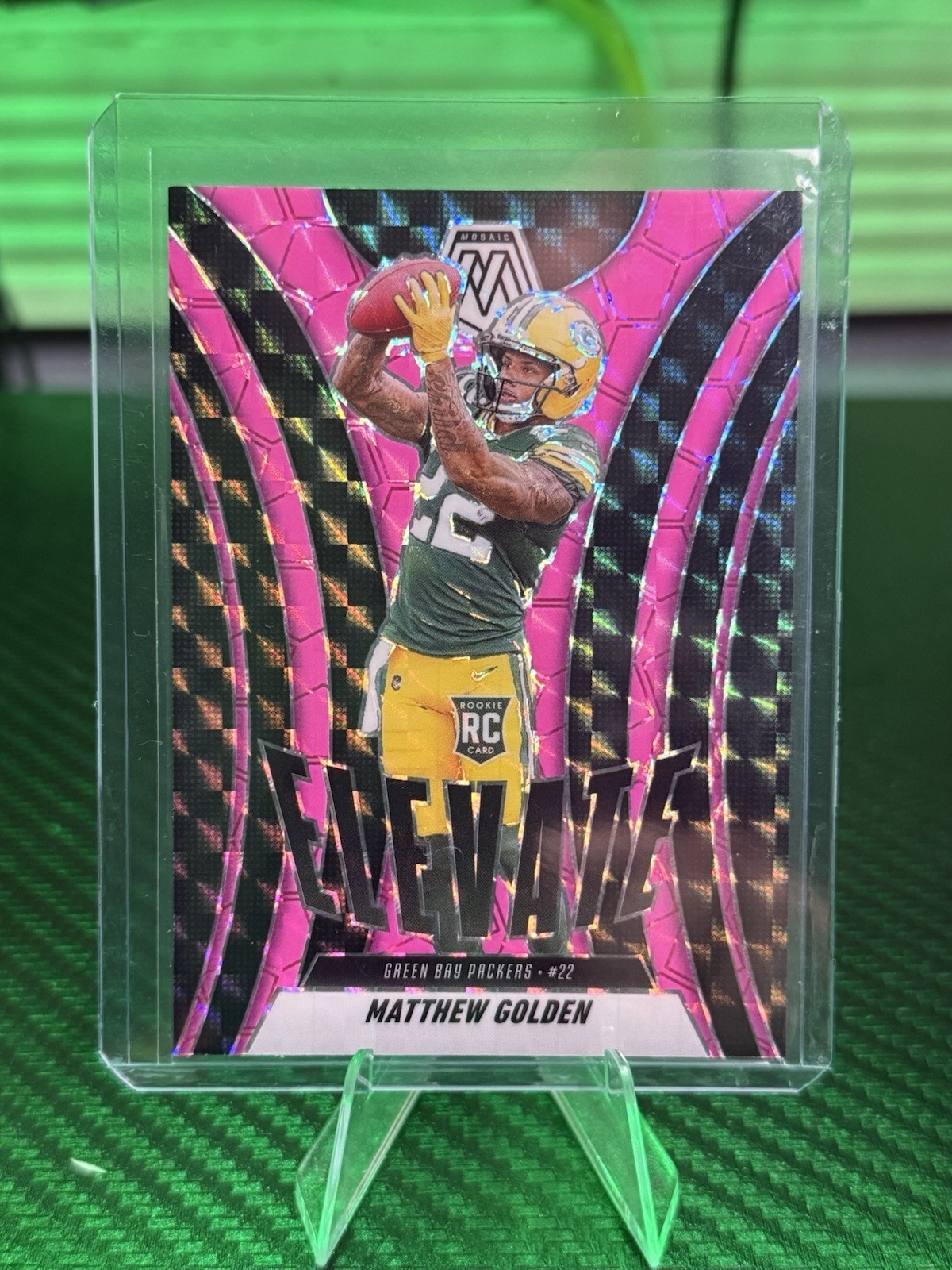 2025 Panini Mosaic - Elevate Matthew Golden #3 Mosaic Pink Fluorescent Prizm...