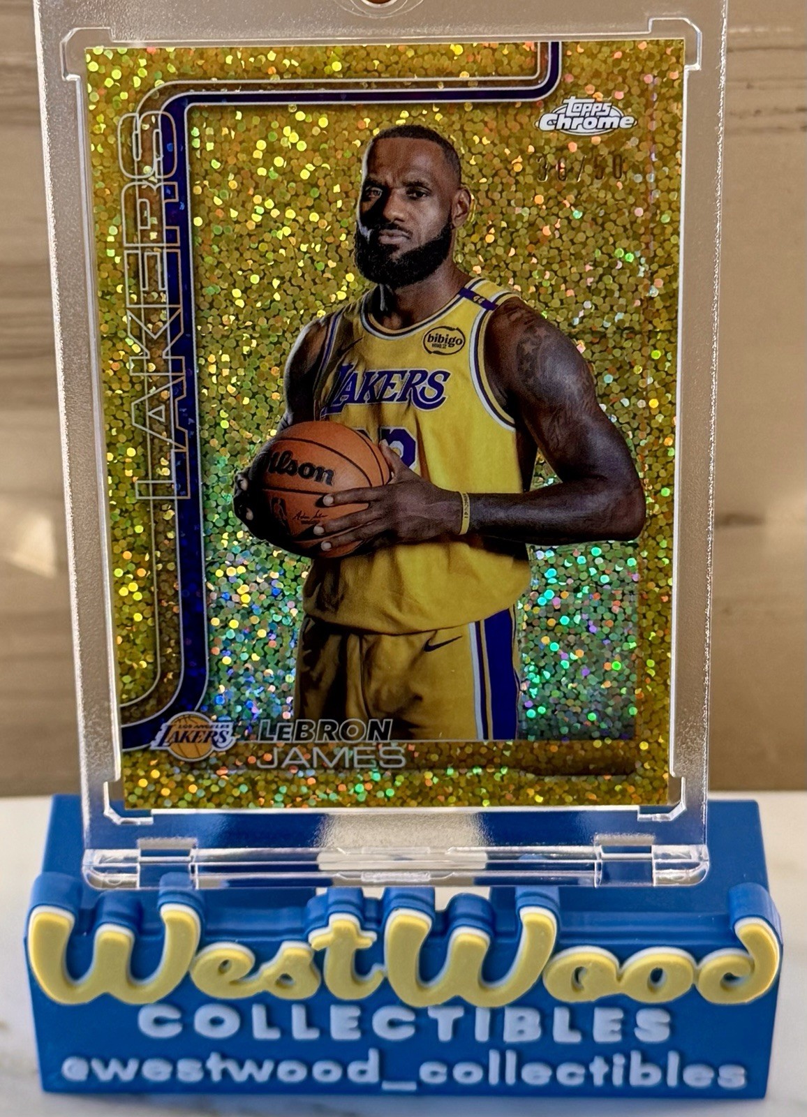 2025 TOPPS CHROME IMAGE VARIATION GOLD SPECKLE #127 LEBRON JAMES /50