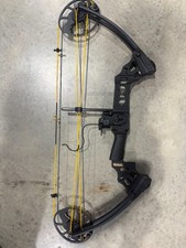 Mission Craze Youth right handed Compound Bow with rest