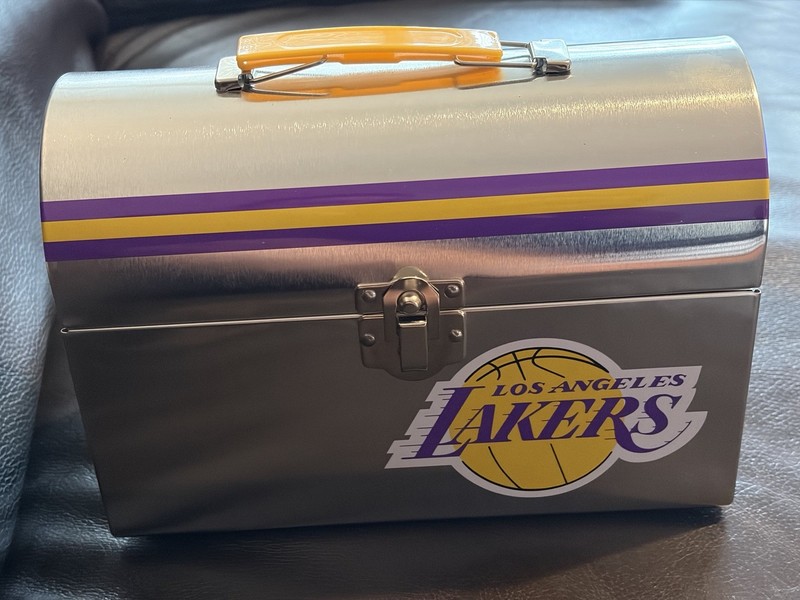 Los Angeles Lakers Memorabilia Metal Lunchbox (Brand New From Case) Qty Deals