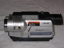 NONWORKING Sony Handycam Hi8 Camcorder CCD-TRV318 8mm 318 PARTS REPAIR C:31:22