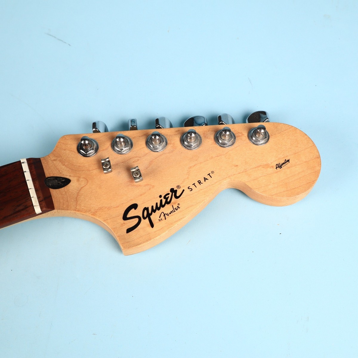 2008 Squier Affinity Stratocaster Neck with Tuners | eBay 2008 Squier Affinity Stratocaster Neck with Tuners | eBay