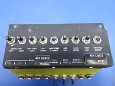 Piper PA-23-250 Aztec Circuit Breaker Panel 14V P/N 16447-00 (0624-779)