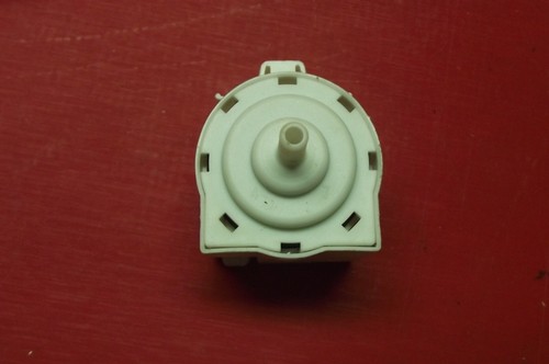 Waschmaschine HOOVER HL1692D3-80 Druckschalter