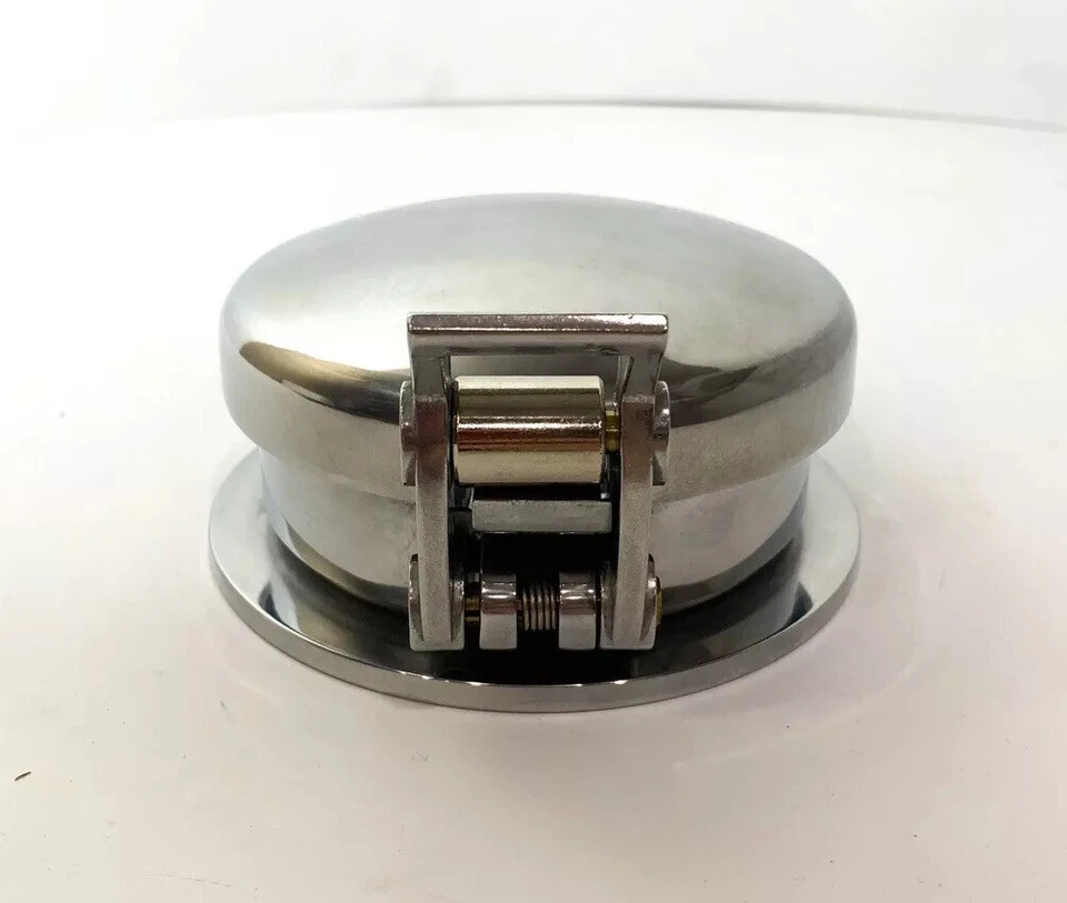 Tapa de combustible de gas estilo rodillo Shelby Cobra de aluminio pulido - Cuello de llenado de 3 1/2" Foto 3 de 4