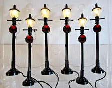 LEMAX: CAROLE TOWNE "VILLAGE STREET LAMPS" ~ ** LED LIGHTS / BATTERY OPERATED **