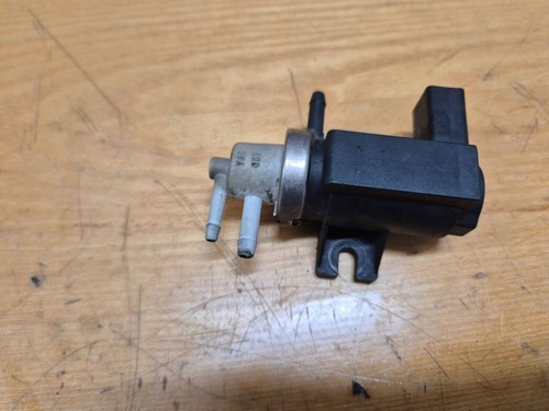 Volkswagen Golf IV 2003 Diesel 77kW Turbolader Druckwandler Magnetventil
