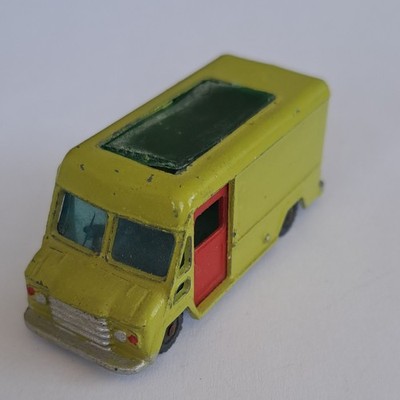Husky Commer Van No19 Walk-Thru 60 s Van hellgrün Diecast 
