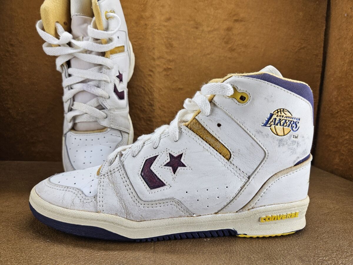 Vintage 80s Los Angele Lakers Converse NBA All Stars Sz 5.5 Vintage 80s Los Angele Lakers Converse NBA All Stars Sz 5.5