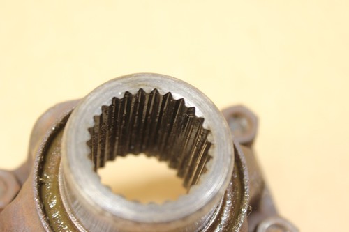 72-86 Jeep CJ Front Dana 30 Open Knuckle Yoke 1310 U-Joint 26 Spline U Bolt Type - Foto 8 di 9