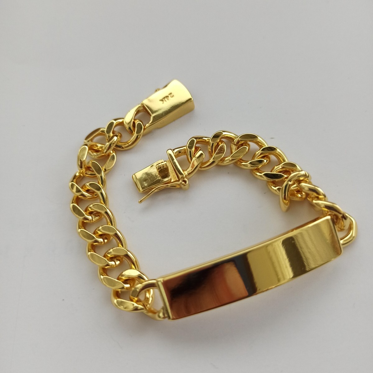 24k gold bracelet- authentic 24 ゴールド- 本物 24k gold bracelet- authentic 24 ゴールド- 本物 s-l1200.jpg