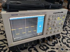 Tektronix TDS 7254B DPO 4 Channel Oscilloscope 2.5 GHz 20 Gs/s Opt. 2M
