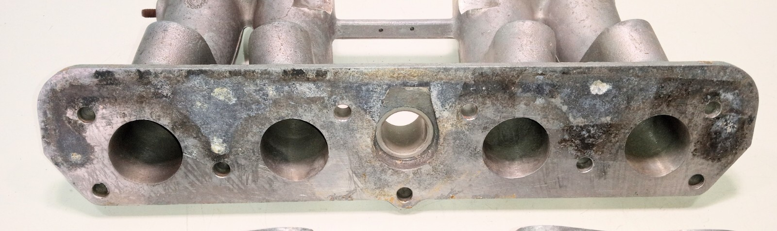 Ferrari 308 GTSi Engine Fuel Injection Intake Manifolds_Mondial_114604_114987_OE