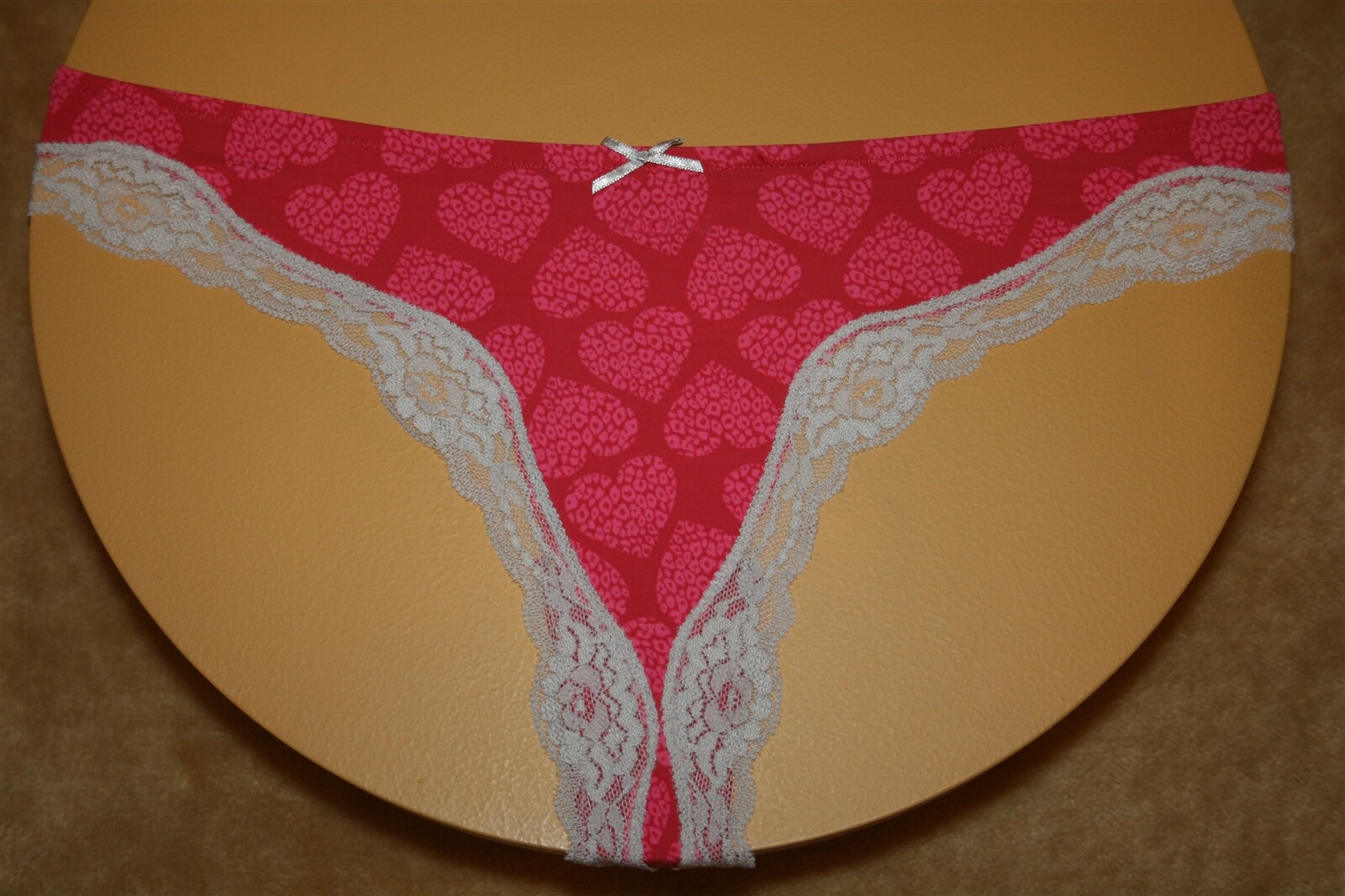 Picture 1 of 2