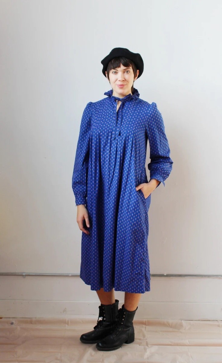 【完売品】サンサカエプチ　Laura smocked dress s-l1200.jpg