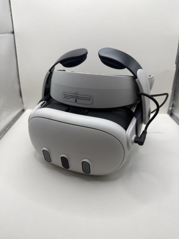 Meta Quest 3 512GB VR Headset Only, Great Condition! (No Controllers)