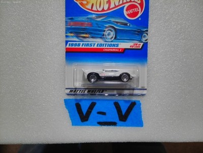 HOT WHEELS CHAPARRAL 2 WHITE 28/40 RACE CAR # 669 MATTEL HW NEW 1:64 V-V