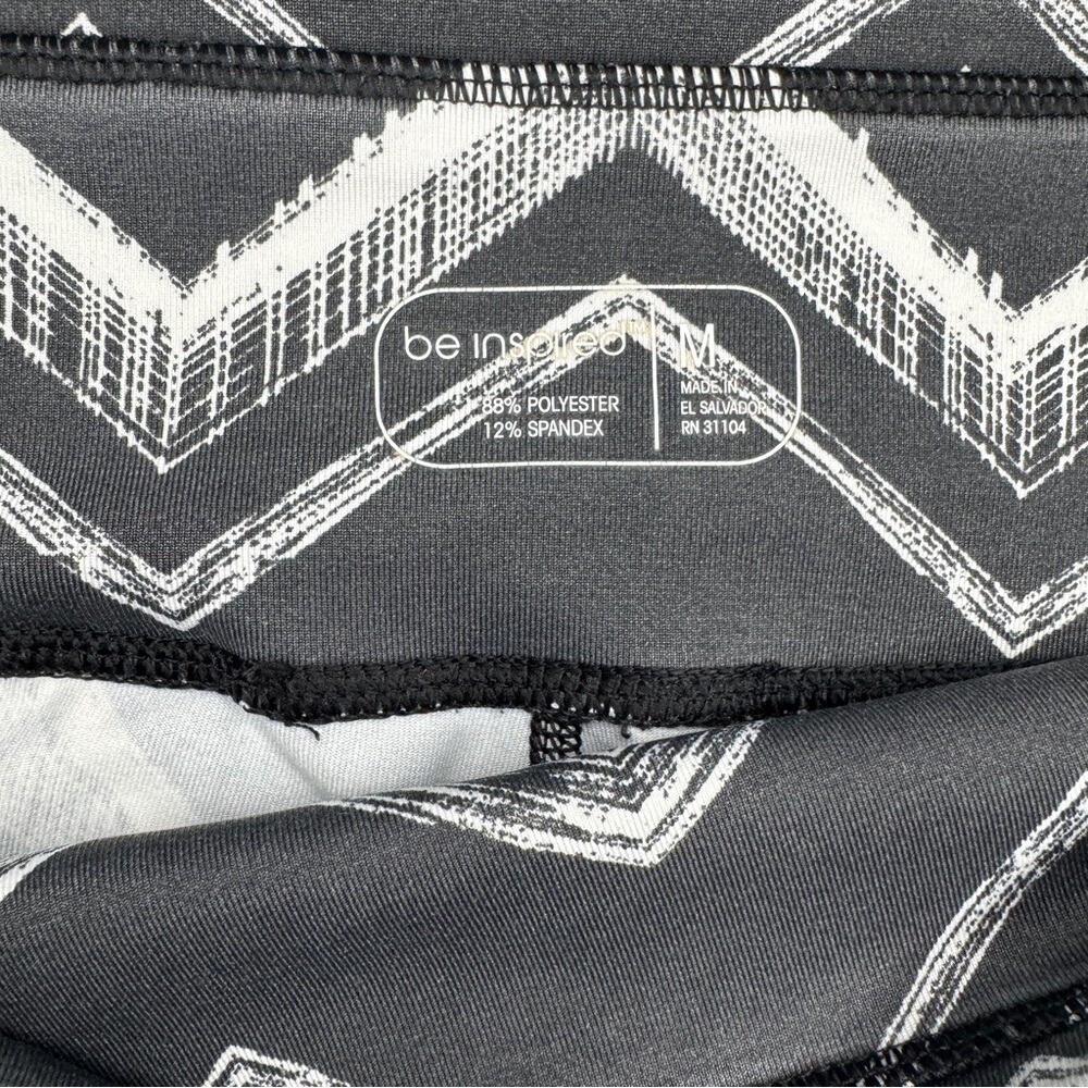 Be Inspired Chevron Patterned Grey and White Yoga… - image 6