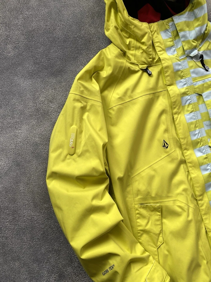 Volcom Gore-Tex “Double Pattern” Jacket Data/Stoney Ski / Snowboard Men Size S - Image 4 of 4