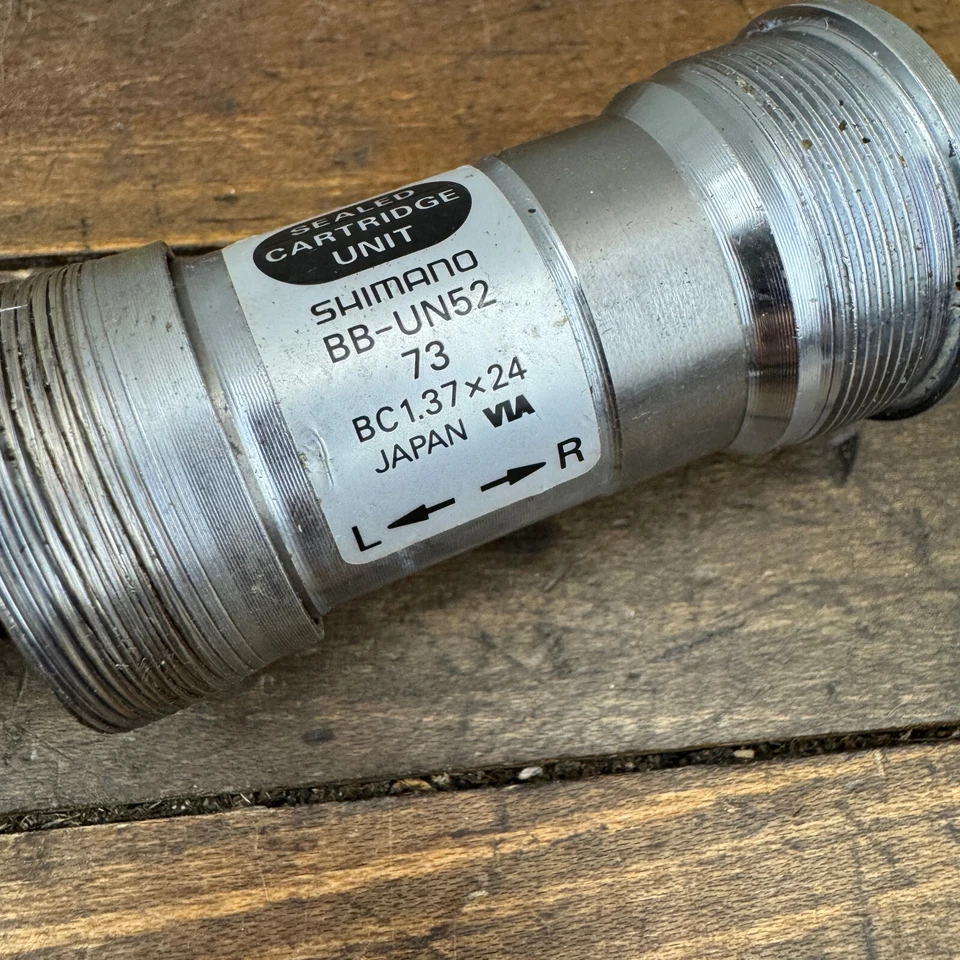 Vintage Shimano BB-UN52 Bottom Bracket 73 107 107.5 mm 1.37 24 Sealed Bearing A2 - Image 2 of 4