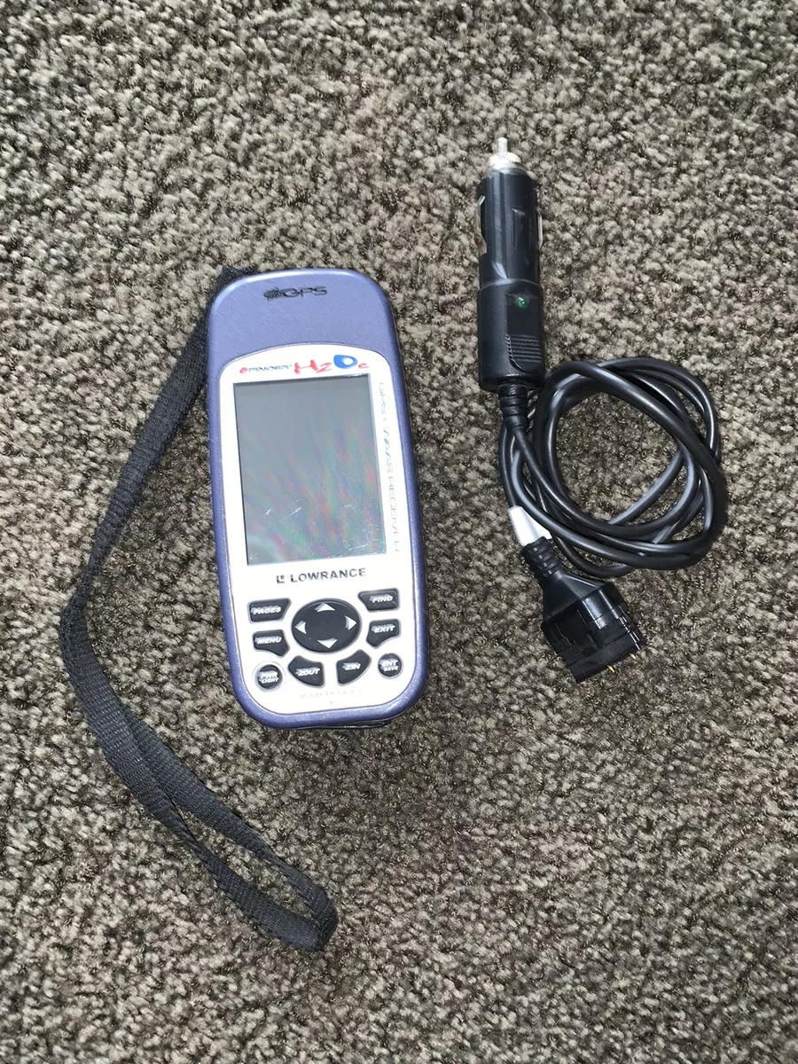 Lowrance iFINDER H2OC Handheld GPS Color W Minn LakeMaster Card