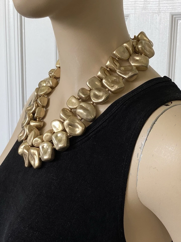 Vintage Saks Fifth 5th Avenue Big Chunky Gold Tone Nugget Necklace 80s 90s - Image 3 of 4