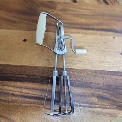 Vintage Kitchen Hand Held Manual Mixer Egg Beater Stainless Steel Cream Handle