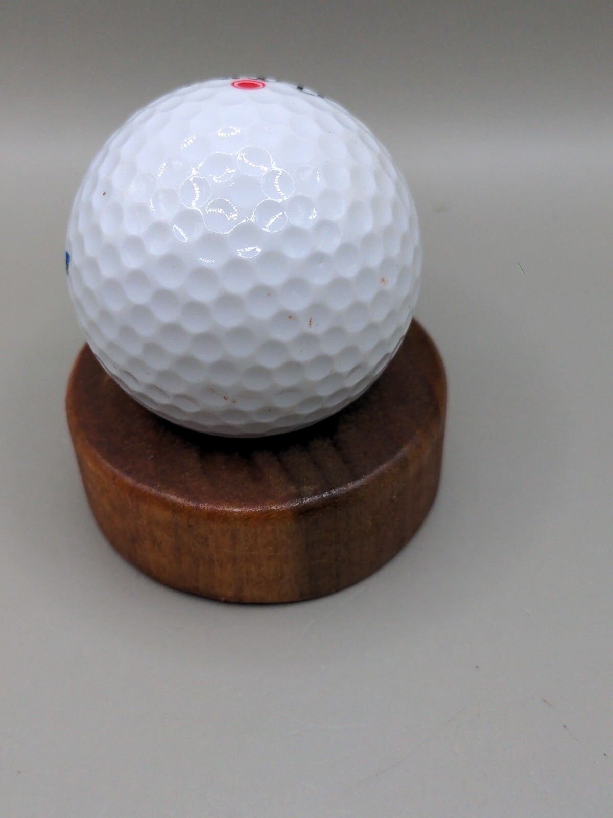 Wilson Logo Golf Ball Maxfli Collectors Display Ball Electrical Products