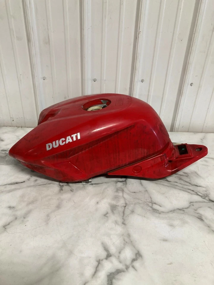 11 Ducati 1198 Superbike Super Bike petrol gas fuel tank - Image 3 of 4