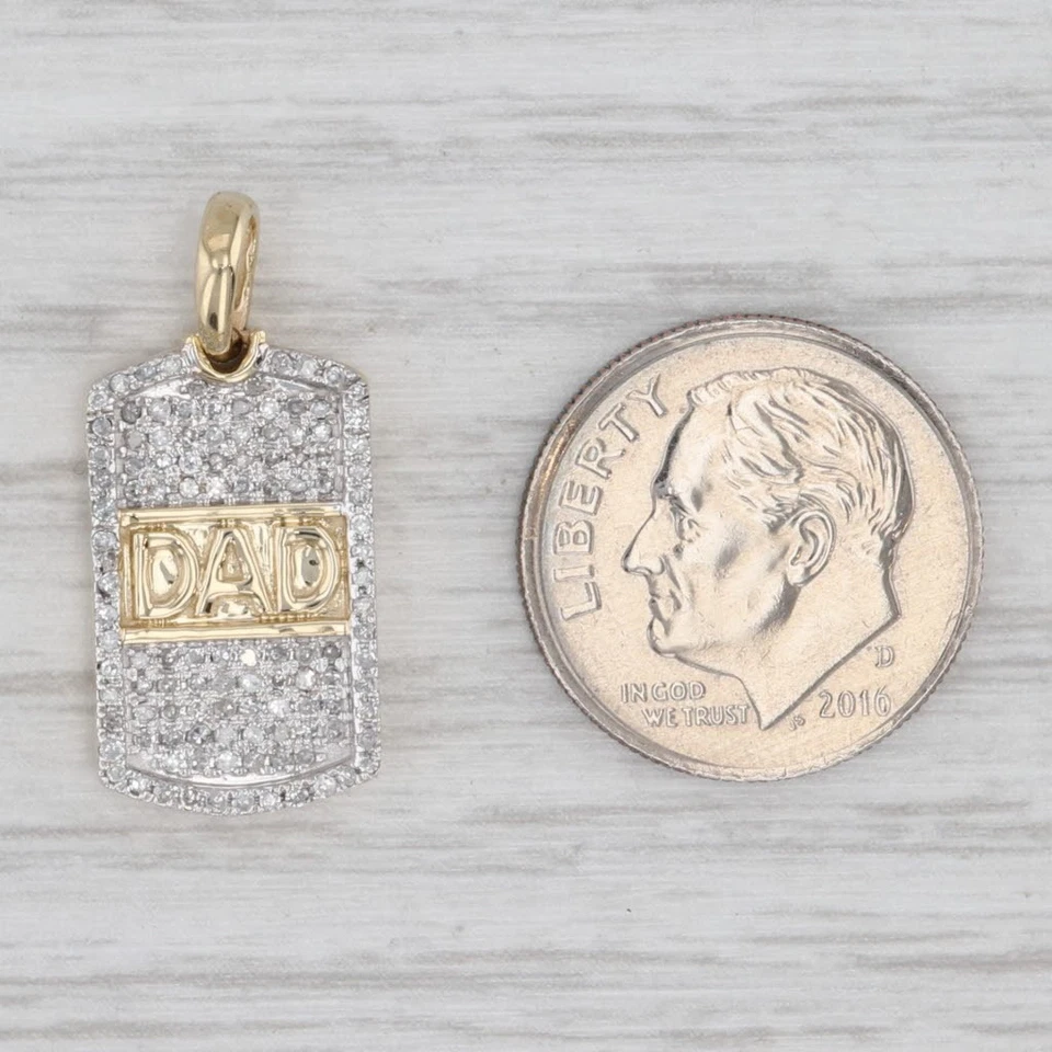 Pingente "pai" com diamante 0,29 ctw ouro amarelo 10K - Imagem 4 de 4