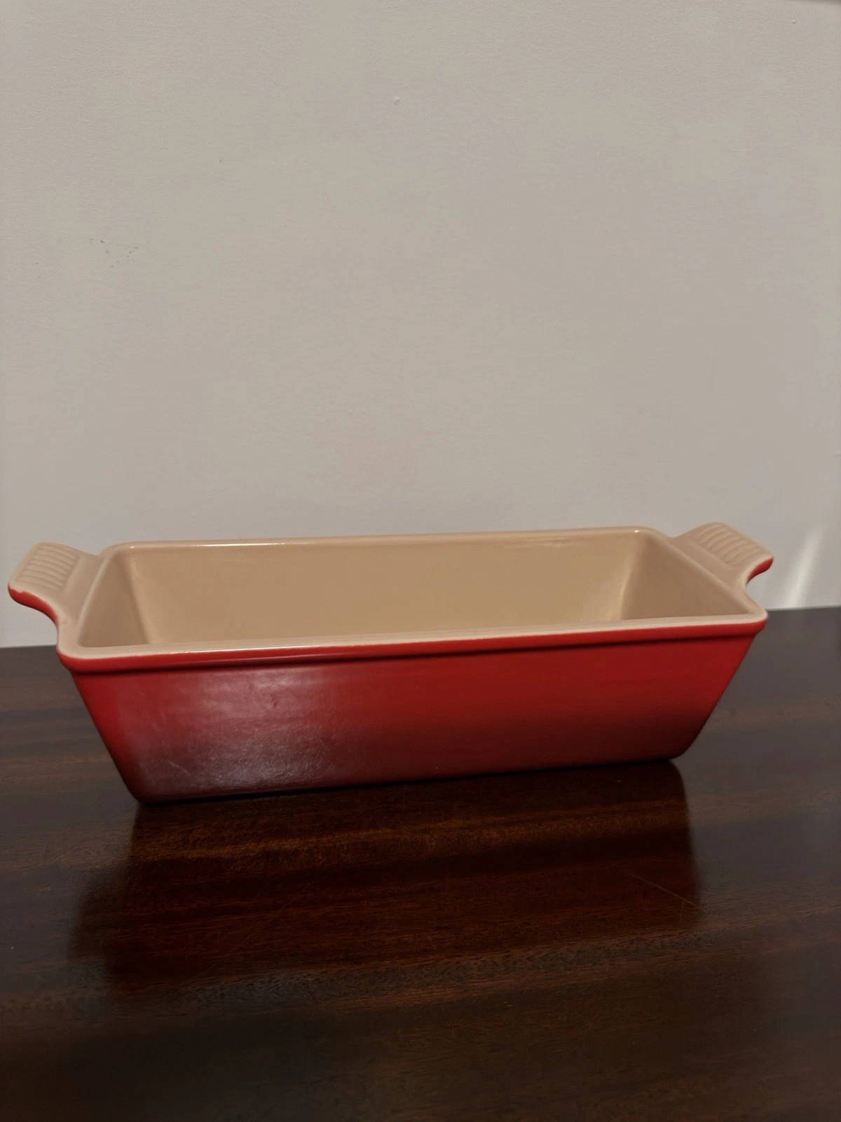 Le Creuset Heritage Stoneware Large 2 Quart Meatloaf Loaf Pan Cerise Cherry Red
Opens in a new windo
