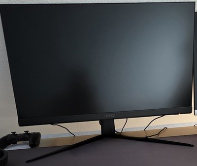 MSI Optix G2412DE 24Zoll FHD Gaming Monitor 1ms 170Hz | IPS | LED Lightbars dazu