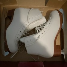 White Women's Figure Ice Skates Lace Closure for Ice Skating