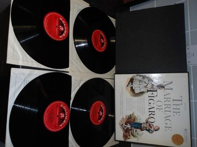SAX 2381-4 SEMI 4 LP BOX SET = MOZART = THE MARRIAGE OF FIGARO = DISC 1 = READ A