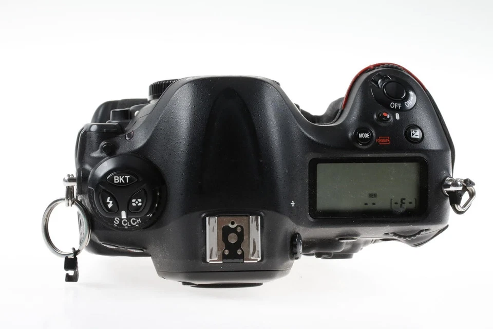 NIKON D4 Gehäuse - SNr: 2037779 - Bild 4 von 4