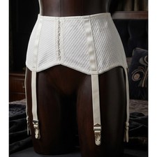 VINTAGE NEW 1960's Lewella Women's White Garter Belt Size 28 USA