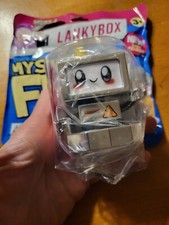 LANKYBOT ULTRA RARE LANKYBOX Series 2 Mystery Fig Blind Bag Figure NEW Lanky Box