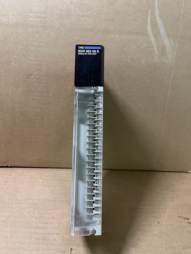 Schneider Electric 140 SDO95300 S Safety VDC Output Module Schneider 140 SDO 953