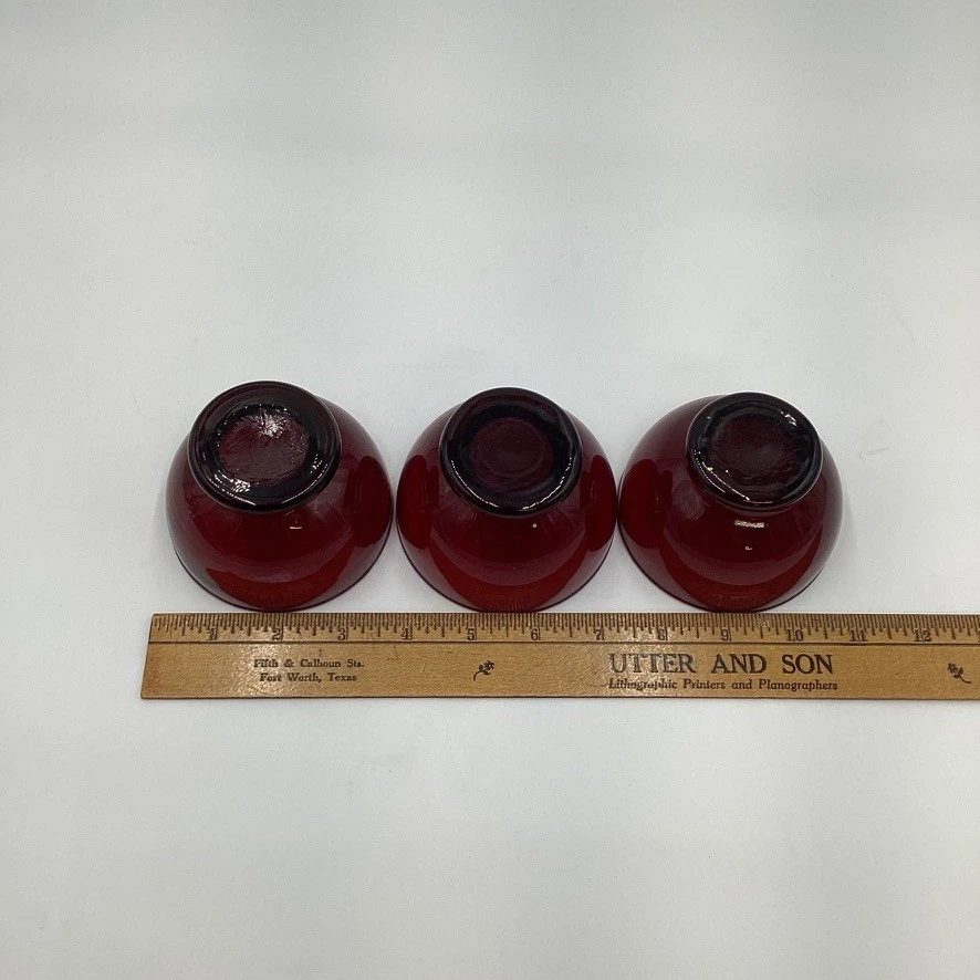 Cuencos de postre de vidrio rojo rubí real báltico Anchor Hocking de colección con patas MCM Foto 4 de 4