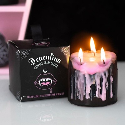 Kleine schwarze + tropfende rosa Vampir Tränen Stumpenkerze - 7,5 cm x 7,5 cm