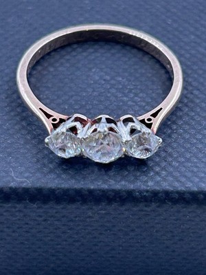 Ring 9 kt Gold & Platin mit drei Steinen Größe O 1/2